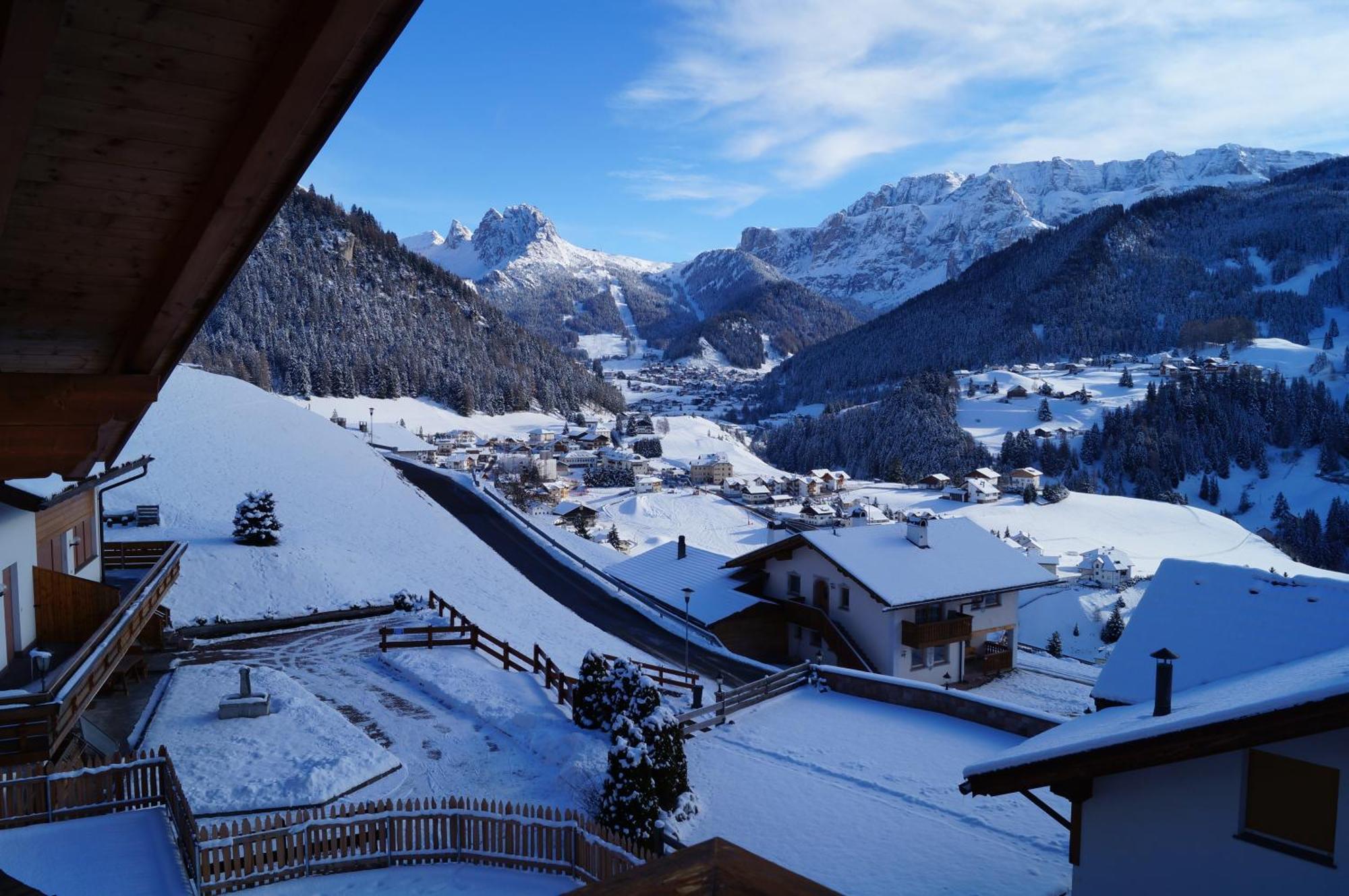 Apartments Salieta Santa Cristina Val Gardena Bagian luar foto